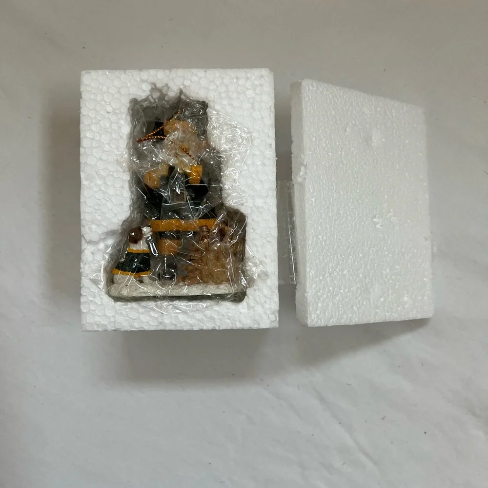 Green Bay Packers Santa Dog Christmas Ornament Limited Edition Box Hologram